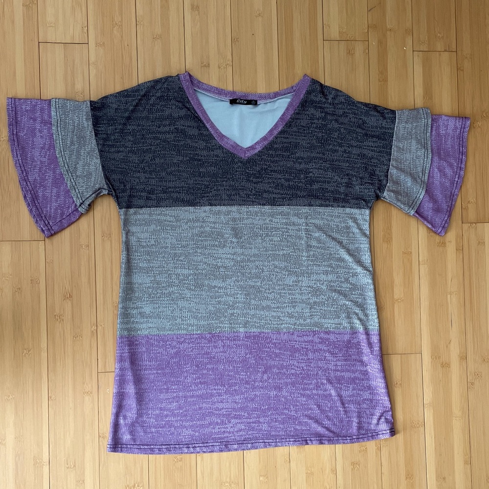 NWOT Gray & Lavender Striped Tunic W/Tiered Ruffle Sleeves